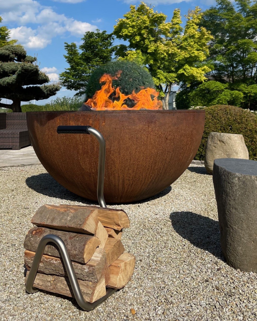 Who`s up for a delicious barbecue in the garden after golf? 🔥
JuCad Wood-Butler
#jucad #fire #cozy #summer #vibes Who`s up for a delicious barbecue in the garden after golf? 🔥
JuCad Wood-Butler
#jucad #fire #cozy #summer #vibes