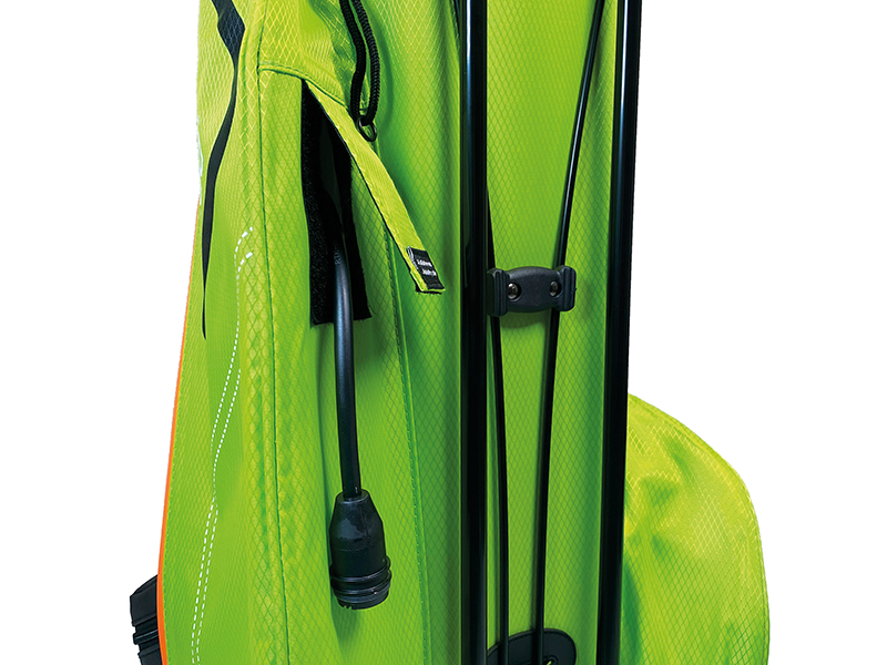 JuCad_Bag_Aqualight_green-orange_JBAL-GO_Outlet-Powerback_800x600px Beispiel Auslass Powerback-Kabel
