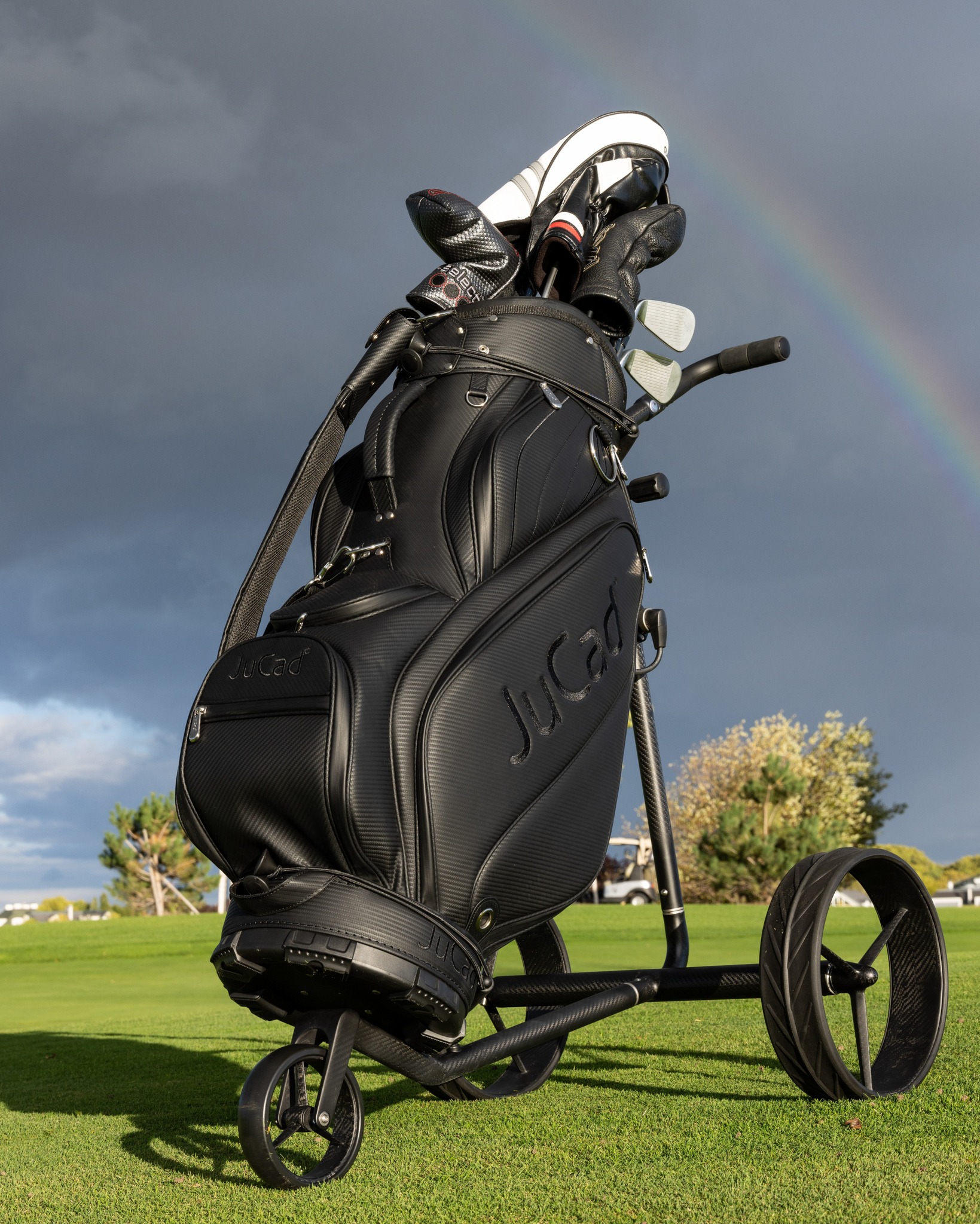magical moments like this…🌈 after the rain comes the rainbow and the perfect round of golf!
#jucad #jucad_international #jutec #golf #cover #rainy #rainydays #golfequipment #golfswing #autumn #outside #fun #rain #golfbag #golftrolley magical moments like this…🌈 after the rain comes the rainbow and the perfect round of golf!
#jucad #jucad_international #jutec #golf #cover #rainy #rainydays #golfequipment #golfswing #autumn #outside #fun #rain #golfbag #golftrolley