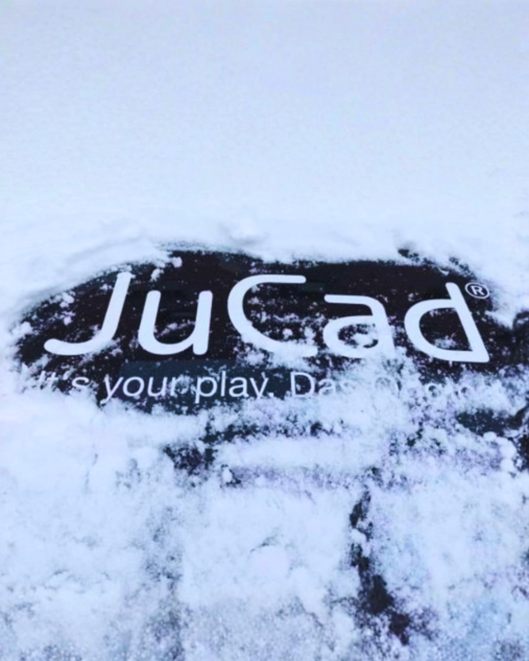 𝑾𝒊𝒏𝒕𝒆𝒓 𝒃𝒓𝒆𝒂𝒌❄

🇬🇧 During winter breaks or in case of longer periods of inactivity (over several months), Powerpacks should be stored, fully charged, in a cool, dry place (e.g. cellar) and fully recharged again before next use.

Optimal charging conditions are around 20° C (70° F). 

🇩🇪 Während der Winterpause oder bei längerer Nichtbenutzung (über mehrere Monate) sollten Powerpacks vollständig aufgeladen an einem kühlen, trockenen Ort (z. B. Keller) gelagert und vor der nächsten Verwendung wieder vollständig aufgeladen werden.

Die optimalen Ladebedingungen liegen bei etwa 20 °C (70 °F).

#jucad #winterbreak #winter #winterpause #golf #snow