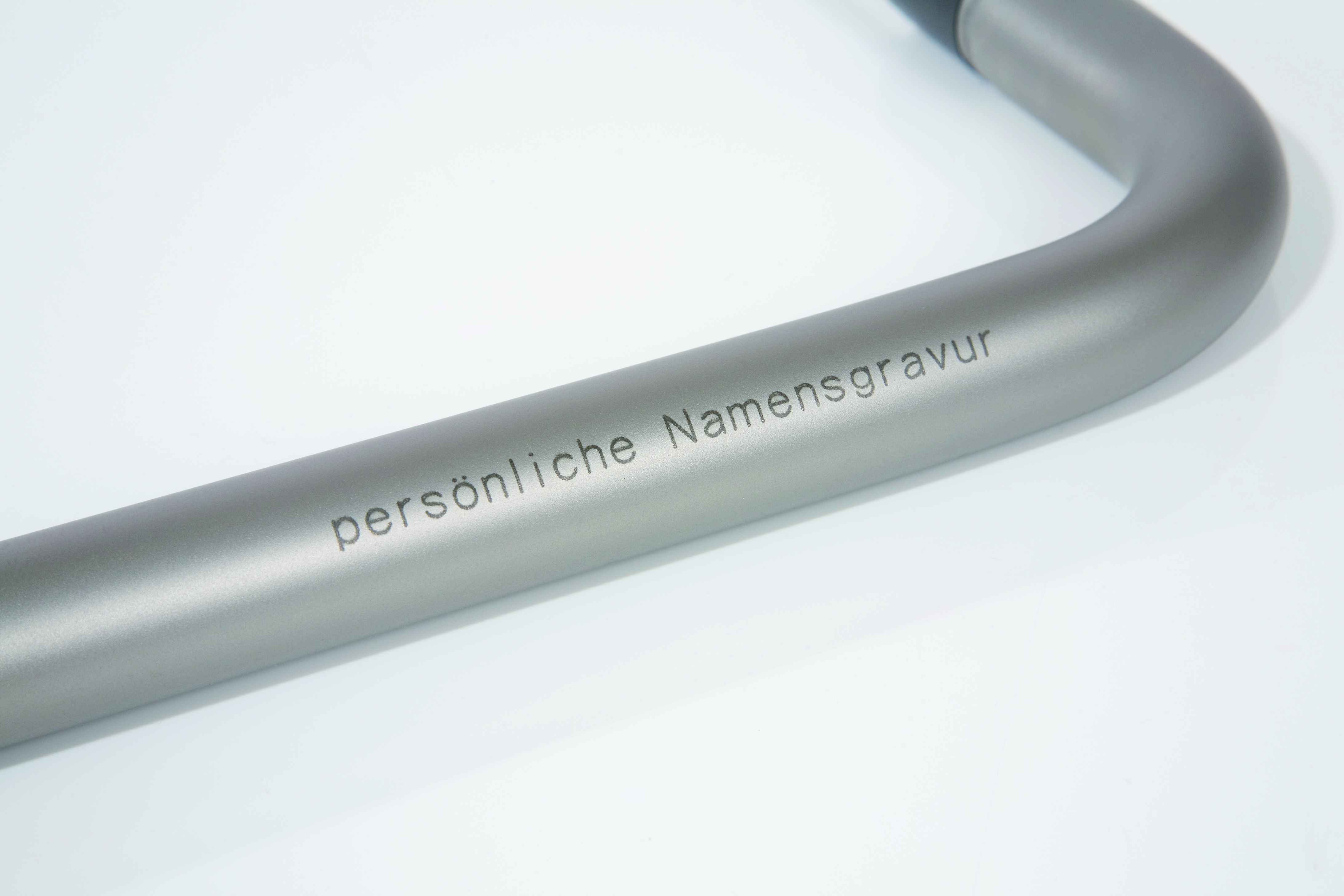 Namensgravur JuStar TITAN Classic, engraving example